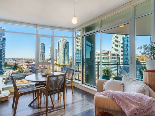 Burnaby, BC V5C 0H8,2008 Rosser AVE #802