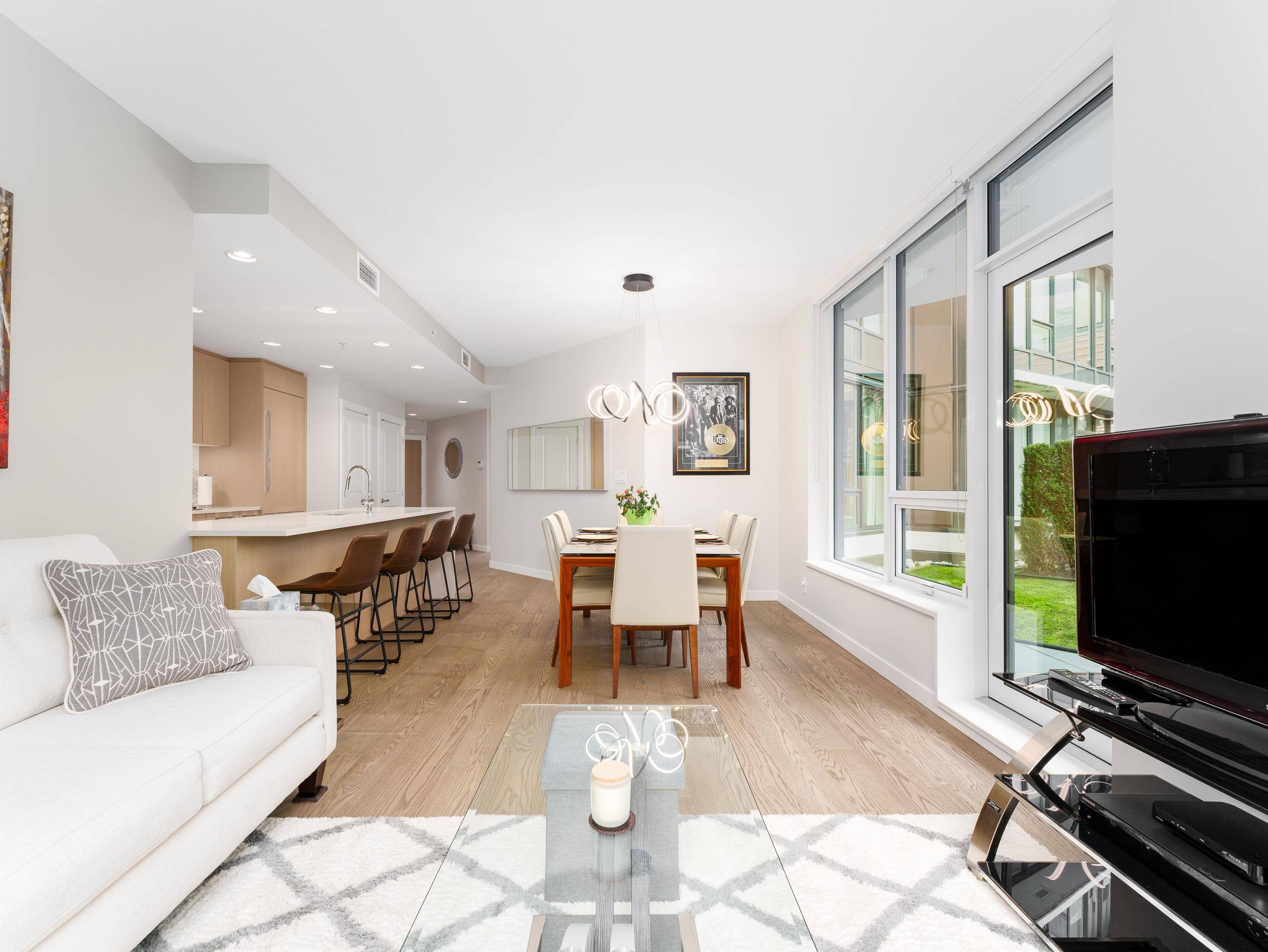 Vancouver, BC V6S 0L3,3533 Ross DR #206