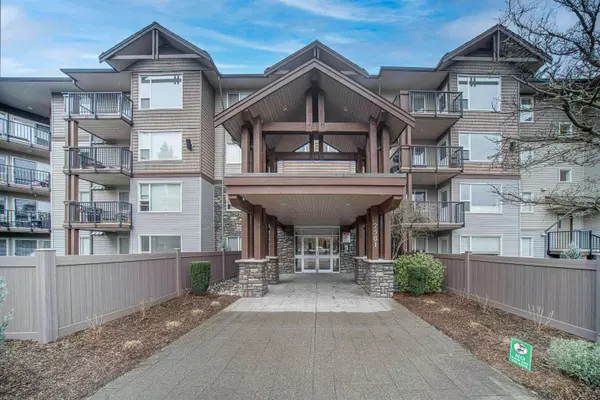 2581 Langdon ST #302, Abbotsford, BC V2T 7A3