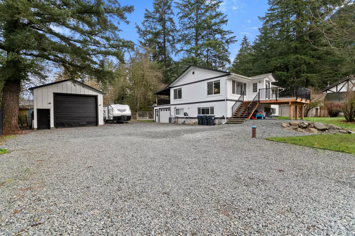 Hope, BC V0X 1L2,63481 Flood Hope RD