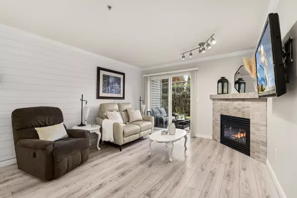 White Rock, BC V4B 4B9,1280 Merklin ST #103