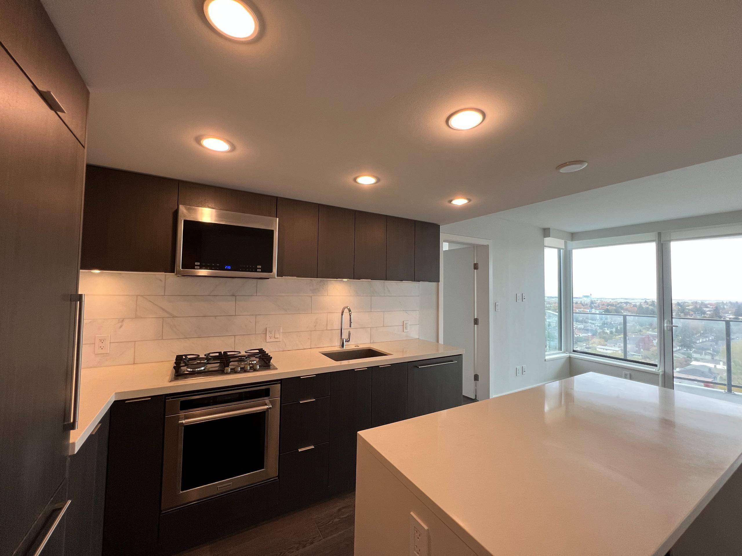 Vancouver, BC V6P 0G6,8189 Cambie ST #2002