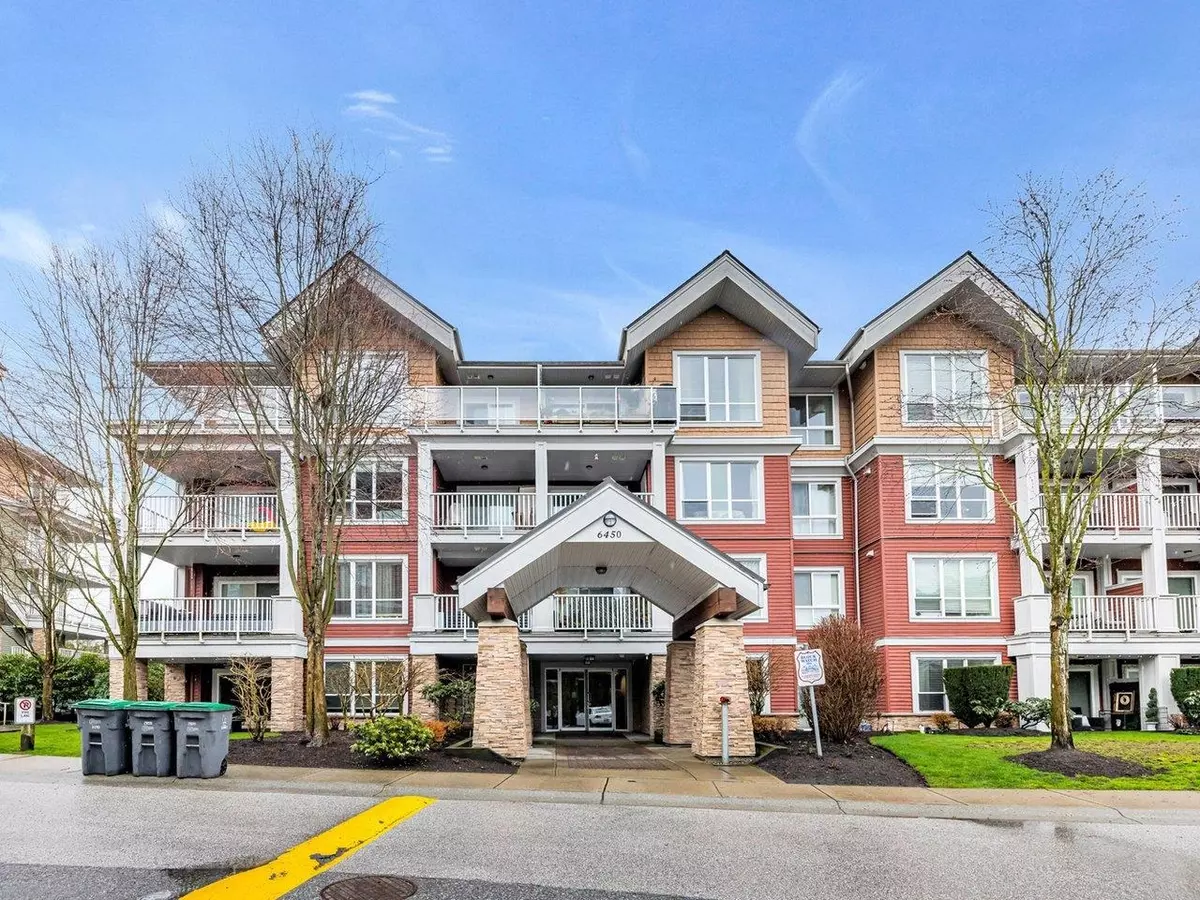 Surrey, BC V4N 6J8,6450 194 ST #208