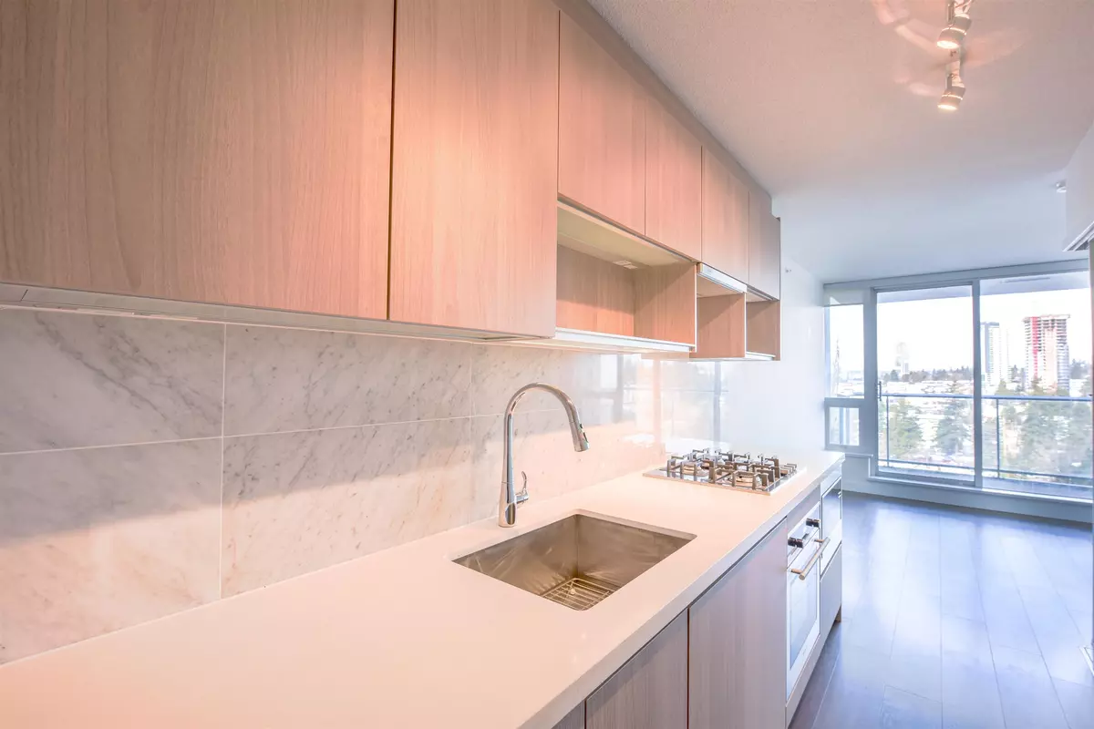 Surrey, BC V3T 0L5,13696 100 AVE #1610