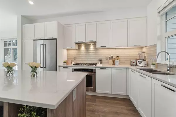 Coquitlam, BC V3E 0N9,1290 Mitchell ST #166