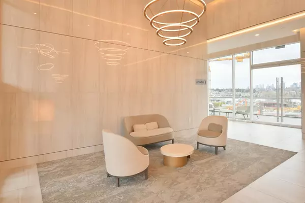 Burnaby, BC V5C 0N1,4880 Lougheed HWY #3505