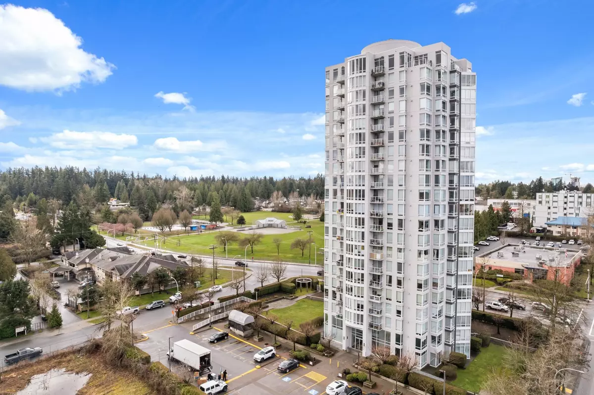 Surrey, BC V3R 0V9,14820 104 AVE #1702