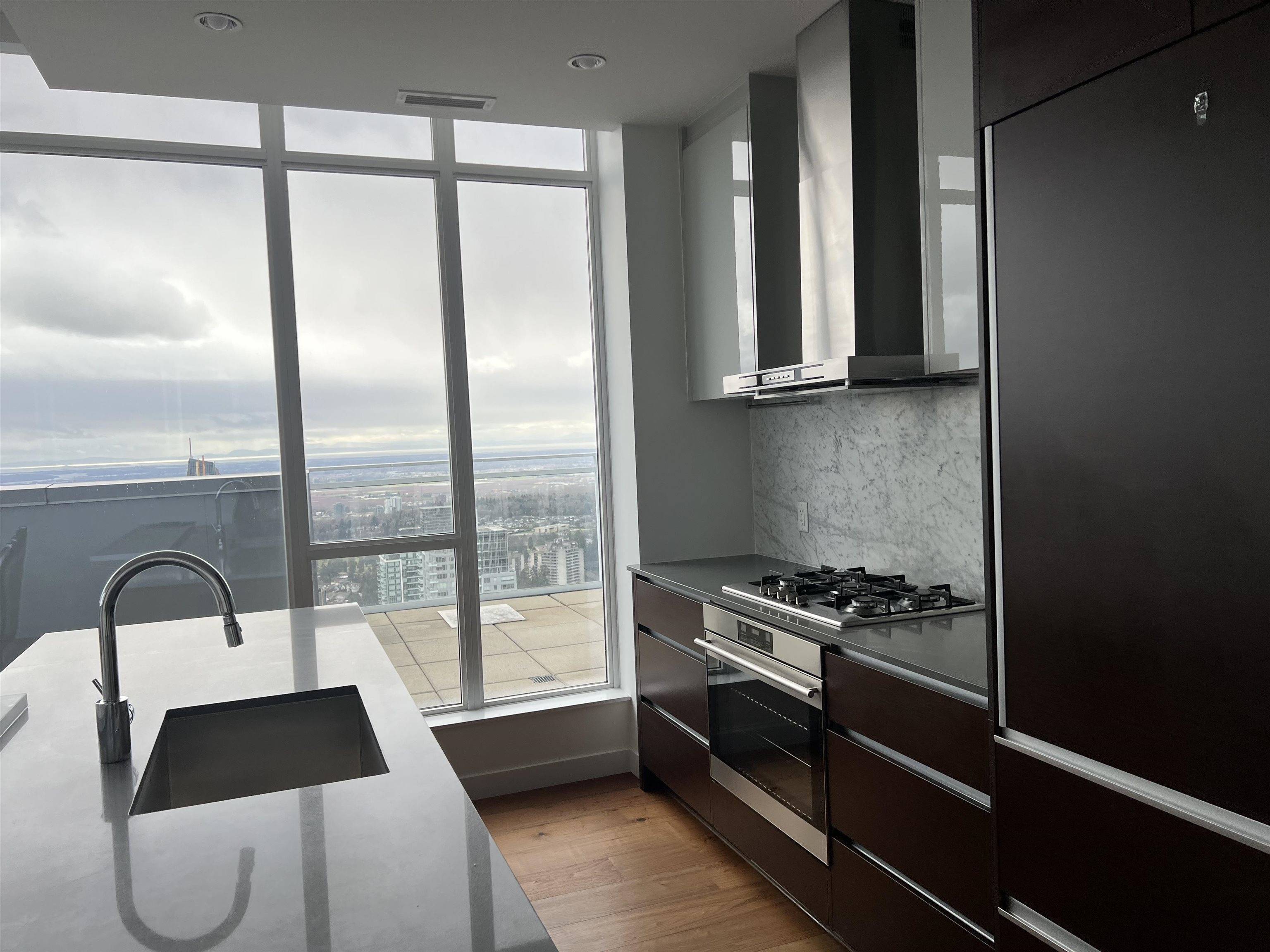 Burnaby, BC V5H 0H3,4670 Assembly WAY #5302