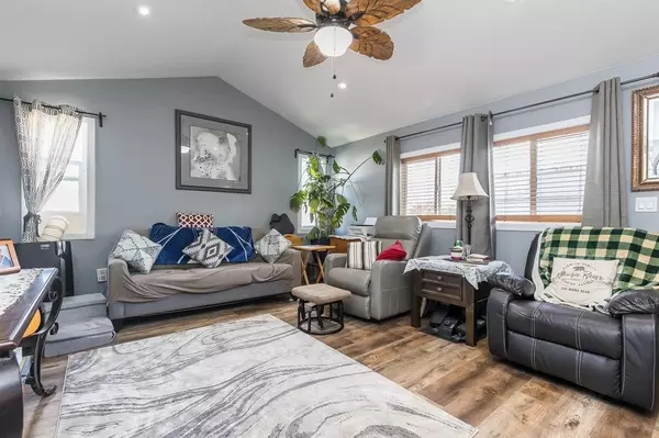 Abbotsford, BC V2S 7Y7,3300 Horn ST #14