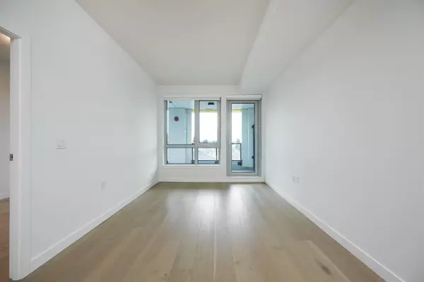 Vancouver, BC V5Z 0K2,6328 Cambie ST #402