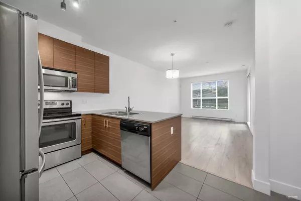 Burnaby, BC V5J 0E4,5788 Sidley ST #112