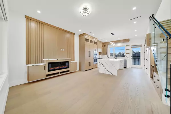Vancouver, BC V5S 3N4,6157 Arlington ST