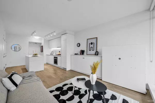 Coquitlam, BC V3J 0H6,525 Foster AVE #1606