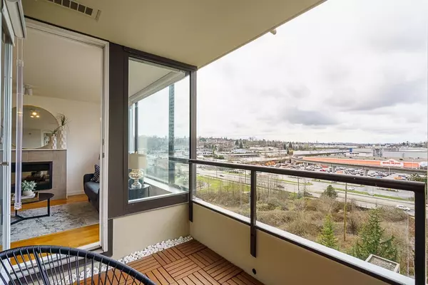 Burnaby, BC V5C 0A4,4178 Dawson ST #903