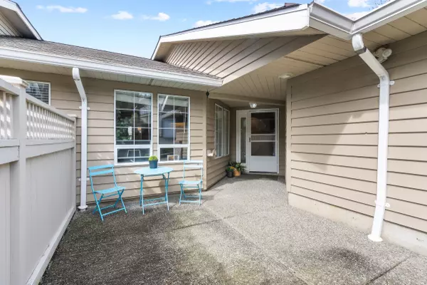 Langley, BC V3A 8A9,21848 50 AVE #31