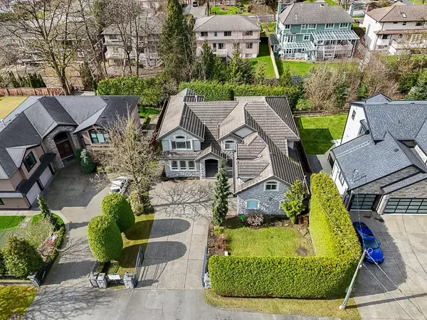 Burnaby, BC V5A 2W8,3685 Phillips AVE