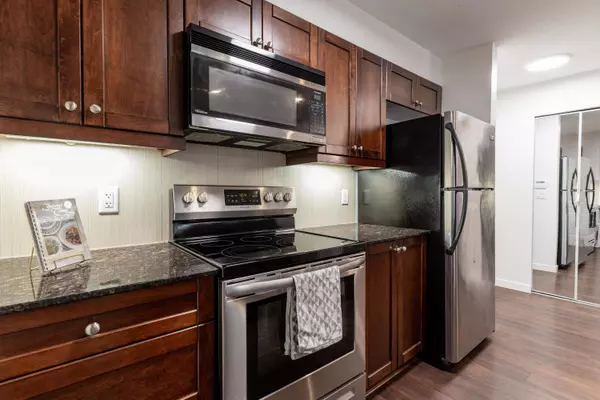 Port Coquitlam, BC V3B 1E7,1969 Westminster AVE #109