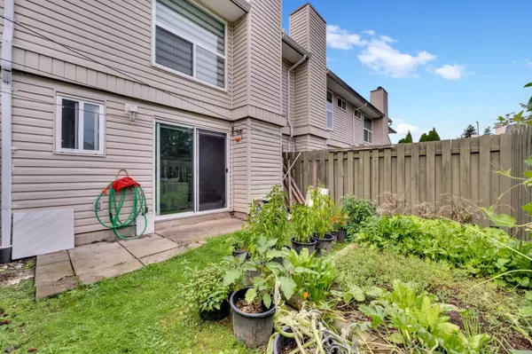 Abbotsford, BC V2T 4N3,32550 Maclure RD #177