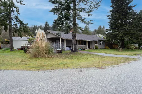 Gibsons, BC V0N 1V8,331 Cochrane RD