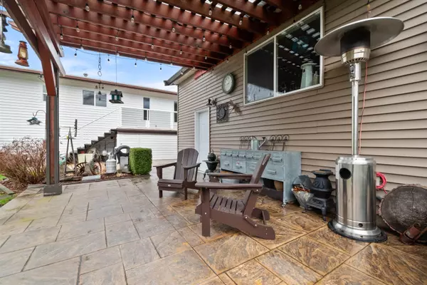 Hope, BC V0X 1L0,620 Thacker AVE