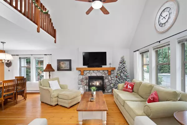 43548 Red Hawk PASS, Cultus Lake, BC V2R 0E1