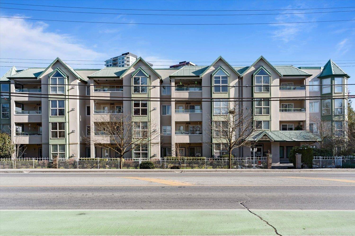 Surrey, BC V3T 3T5,10128 132 ST #309