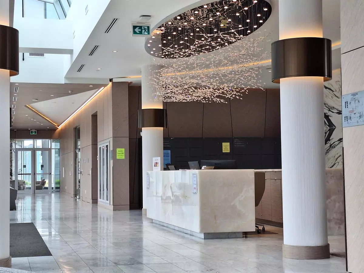 Burnaby, BC V5C 0N1,4880 Lougheed HWY #3103