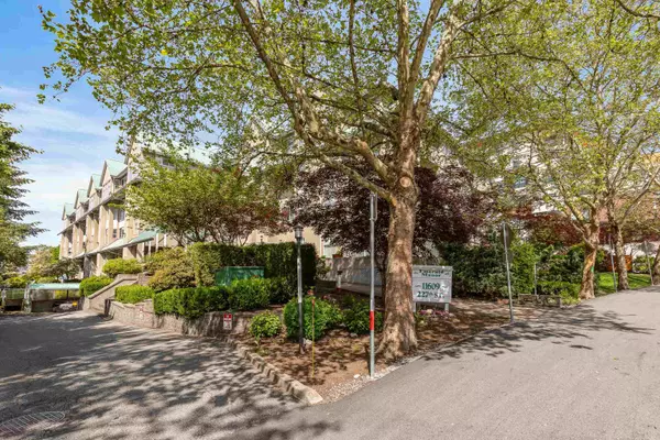 Maple Ridge, BC V2X 2L9,11609 227 ST #311