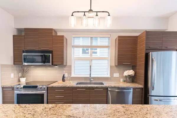 Langley, BC V2Y 0K1,7938 209 ST #45