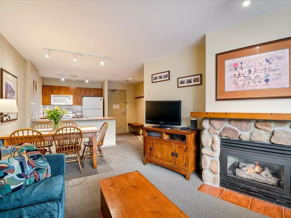 Whistler, BC V8E 1A8,4314 Main ST #323