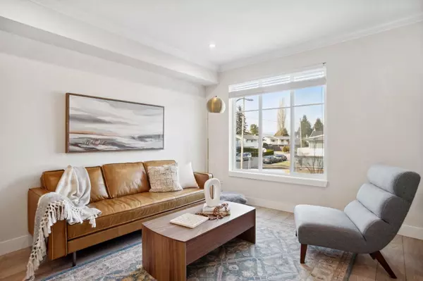 Delta, BC V4C 2S6,11528 84a AVE #6