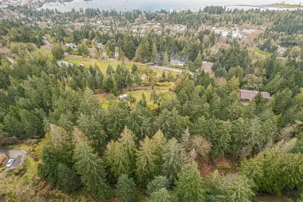 Salt Spring Island, BC V8K 2H4,124 David CRES