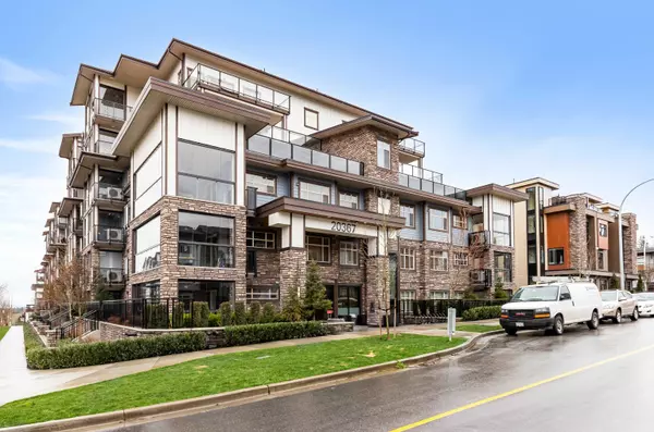 20367 85 AVE #208,  Langley,  BC V2Y 3R1