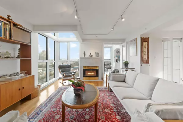 Vancouver, BC V6H 4C3,2988 Alder ST #PH2B