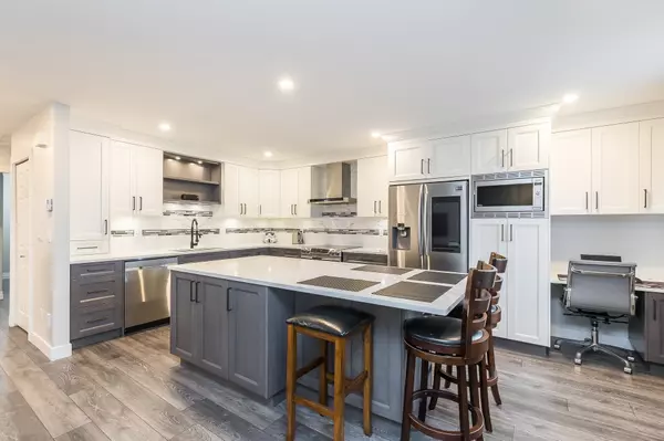 Maple Ridge, BC V2X 2T7,22950 116 AVE #130