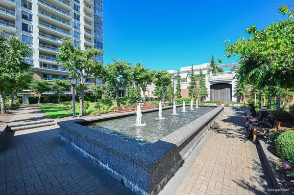 Burnaby, BC V3J 0A5,9868 Cameron ST #1210