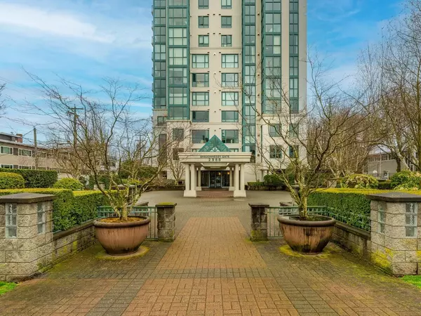 Vancouver, BC V6H 4C3,2988 Alder ST #707