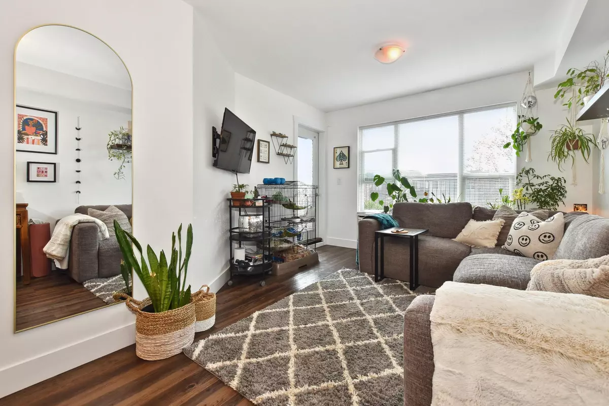 Abbotsford, BC V2S 0E3,2565 Campbell AVE #111