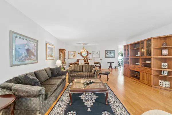 Port Moody, BC V3H 4W6,101 Parkside DR #74