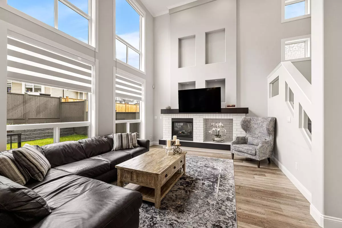 Surrey, BC V3R 2V7,11328 154a ST