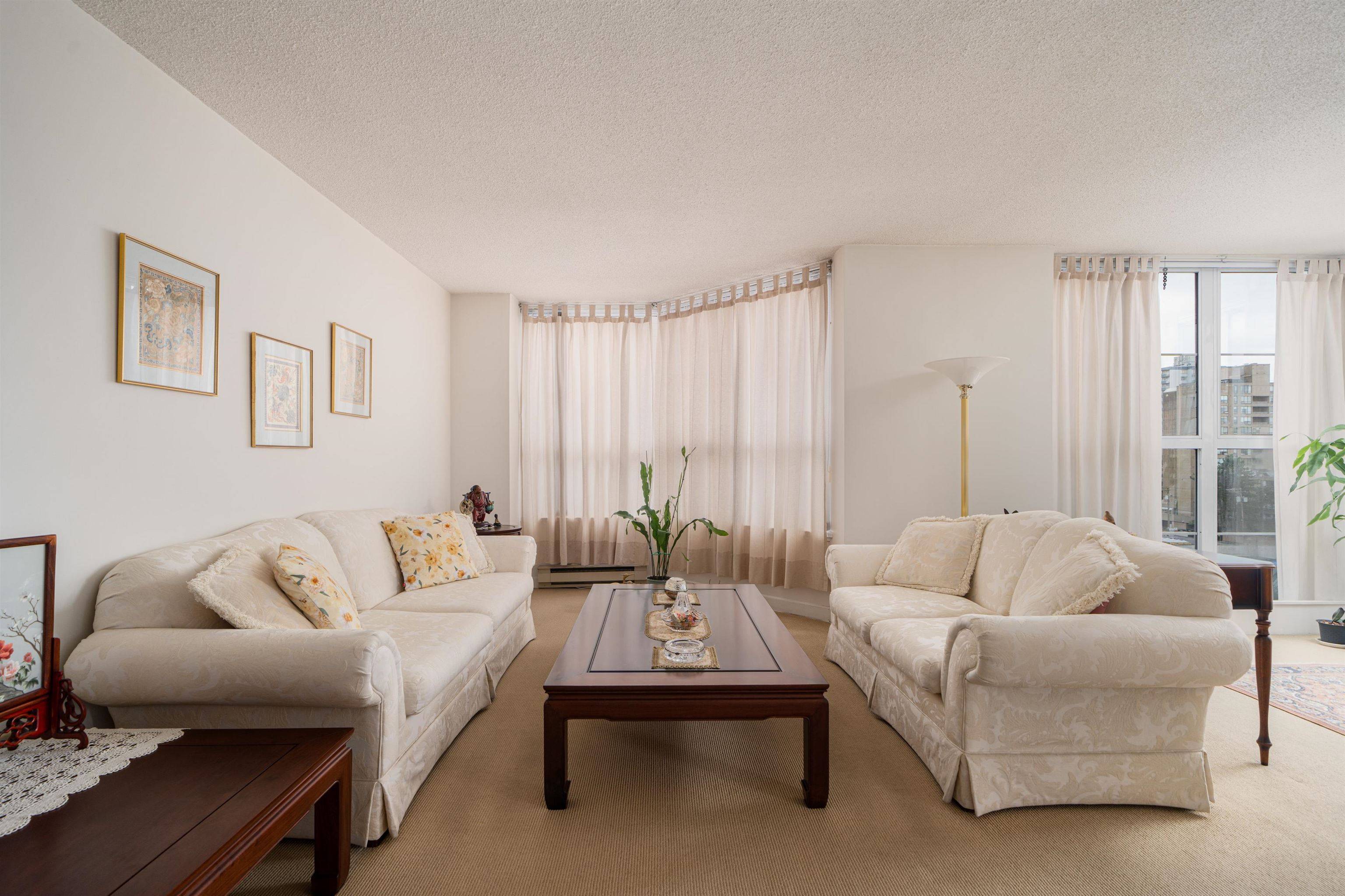 Vancouver, BC V6E 4L5,717 Jervis ST #903