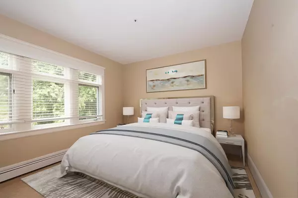 Vancouver, BC V6J 4H3,1576 Angus DR