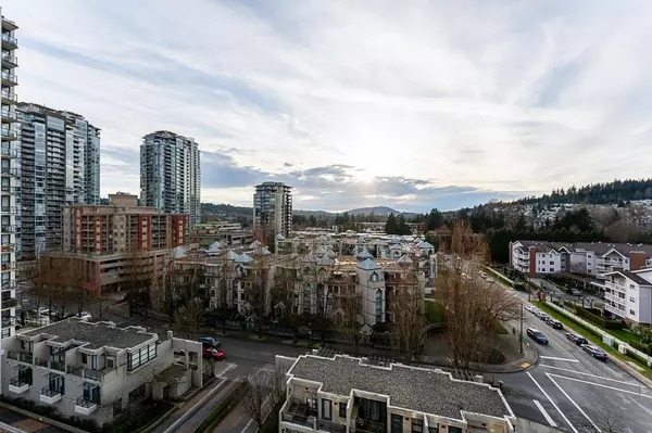 Coquitlam, BC V3B 0B3,2982 Burlington DR #1003