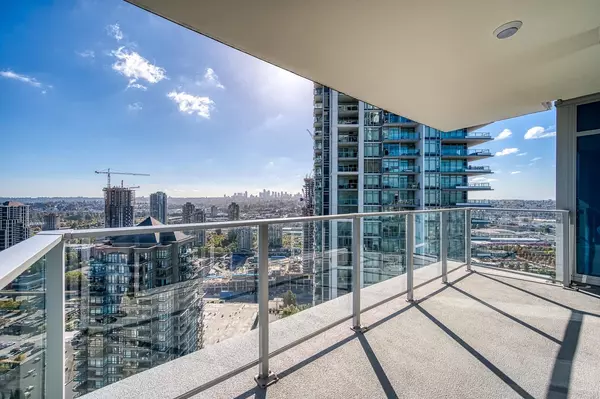 Burnaby, BC V5C 0L5,1788 Gilmore AVE #3001