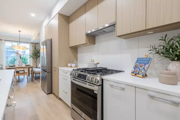 Langley, BC V2Y 1P8,6951 204 ST #223