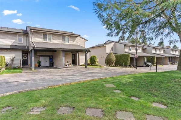 27456 32 AVE #64,  Langley,  BC V4W 3P2