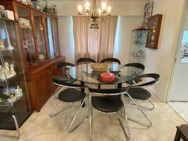 Richmond, BC V7C 2H7,6151 Bellflower DR