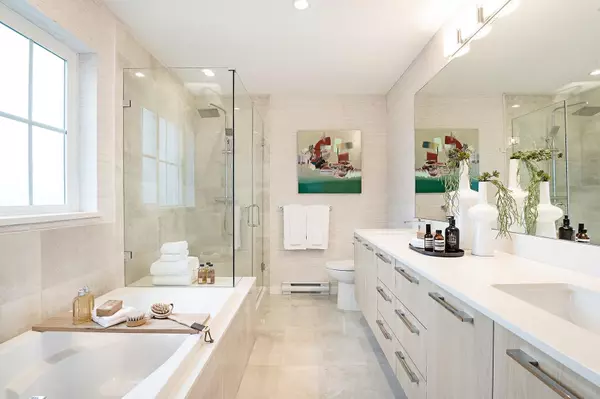 Delta, BC V4K 0E2,5311 Admiral WAY #11