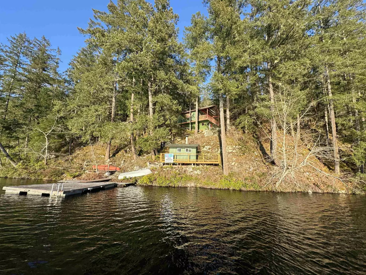 Pender Harbour, BC V0N 2H1,15133 Cowell RD