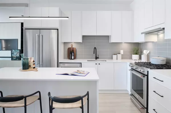 Abbotsford, NL A9A 9A9,2751 Montrose AVE #212